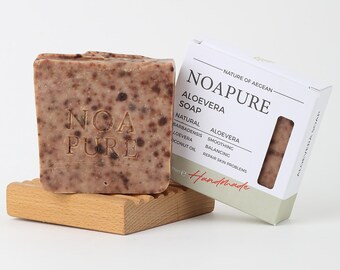 Jabón artesanal de aloe vera, vitamina E y glicerina. Barra nutritiva para la piel.