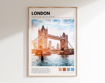 Może przedstawiać: Minimalistyczny plakat z fotografią Tower Bridge w Londynie, w Anglii. Plakat zawiera tekst "LONDON" i "UNITED KINGDOM" w kolorze czarnym. Plakat zawiera również paletę kolorów i współrzędne "51.5072° N, 0.1275° W".