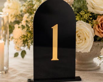 Arch Acrylic Table Numbers with 3D Numbers, Mini table numbers, acrylic table numbers, wedding table numbers, personalized table numbers