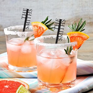 Personalized Name Drink Stirrers Custom Hand Lettered Font Calligraphy Swizzle Sticks Cocktail Bar Accessories Wedding Tags Party Sticks