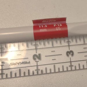 Susan Bates Luxite Plastic Crochet Hook-Size P16/11.5mm