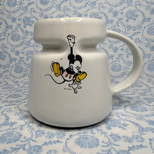Vintage Disney Mickey Mouse No Spill Travel Mug