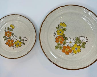 Vintage Hearthside Spring Garden Stoneware Plate Set