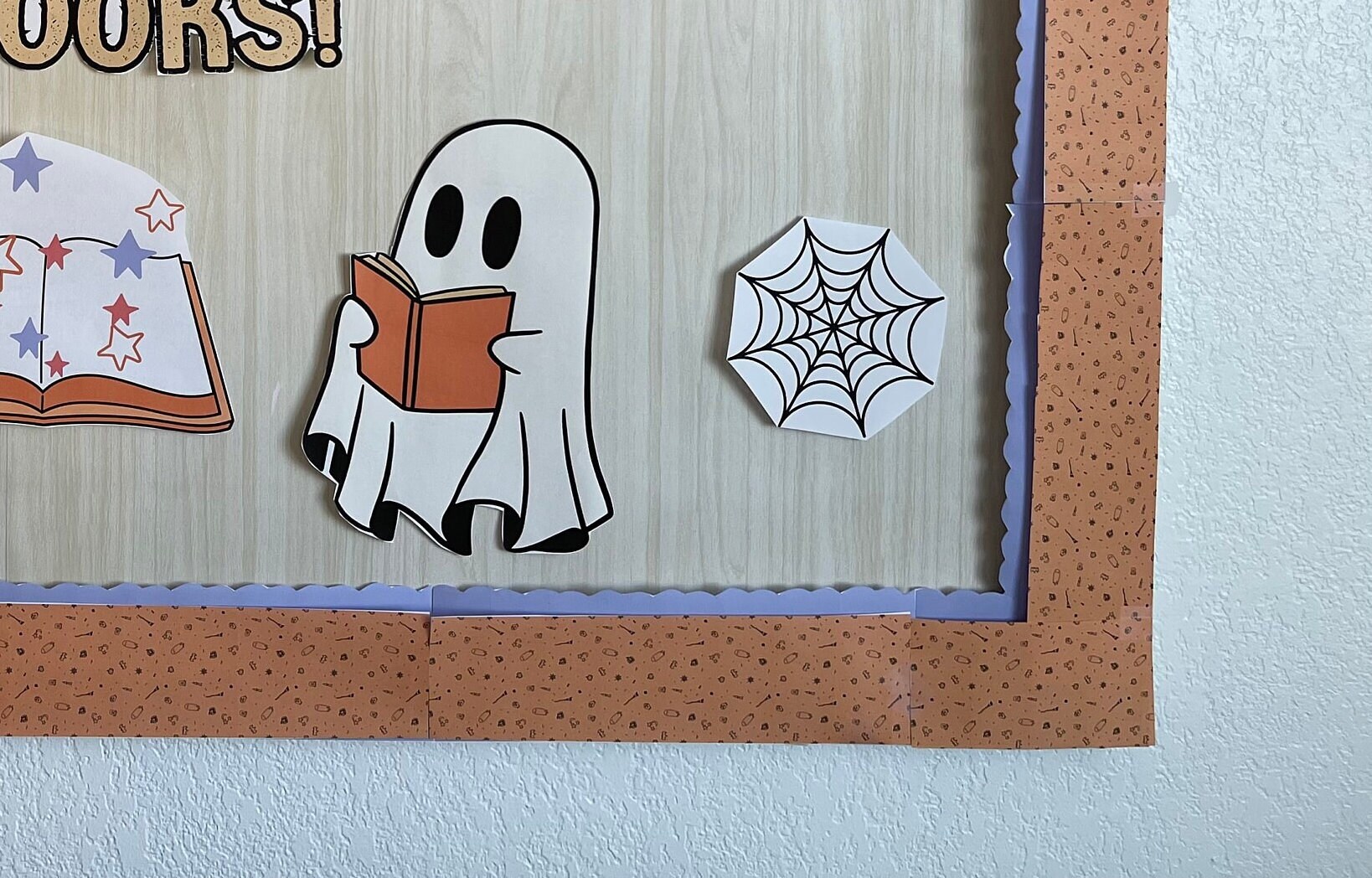 Halloween Bulletin Board Kit, Read More Booooks , October Bulletin