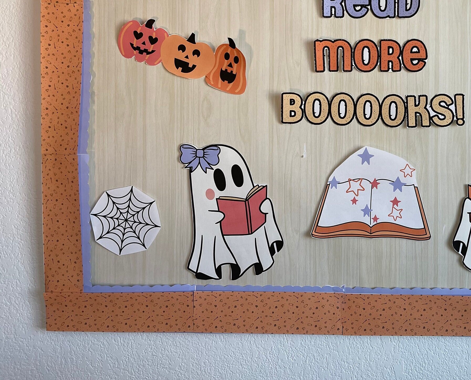 Halloween Bulletin Board Kit, Read More Booooks , October Bulletin