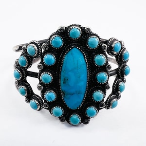 Beautiful Cluster Bracelet