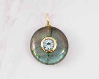 Big Round Labradorite Pendant, White, Blue Topaz Stone Inlay, 18k Gold Vermeil Bail, 16mm, 1pc
