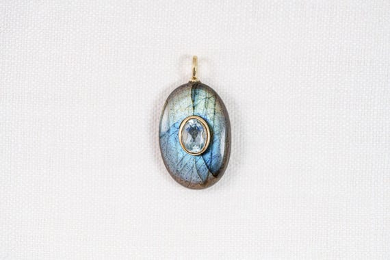 Large Oval Labradorite Pendant, Blue Topaz Inlay, Stacking Pendant, 18k Gold Vermeil, 21mm, 1pc