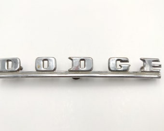Emblem dodge classic 1946-1948 genuine trunk part antique