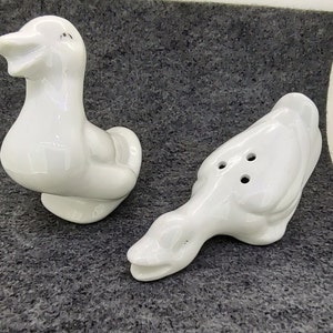Vintage porcelain Ducks salt and pepper shaker set