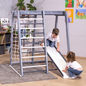 Montessori houten binnenspeelgym | Speeltoestel met glijbaan en ringen | Gemaakt in Europa | Beukenhouten activiteitenset voor kinderen vanaf 3 jaar