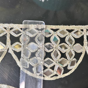 Borde de trabajo de espejo indio hecho a mano festoneado de 7 cm para cinturones de espejo, caftanes, sari, traje, cuellos, faja de boda, regalos navideños cortados a medida imagen 8