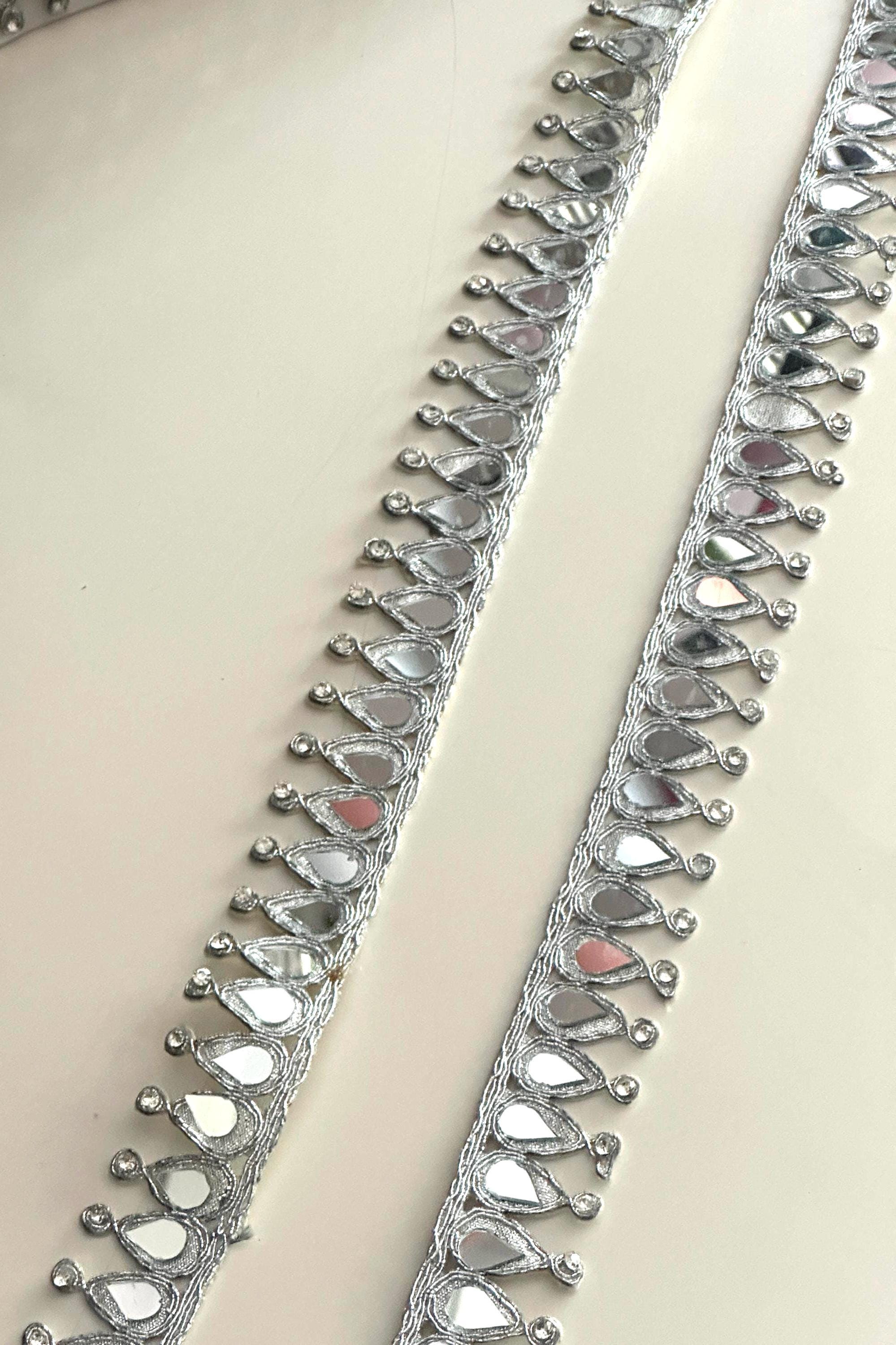 シルバーミラーレーストリム：ラインストーンティアドロップ刺繍