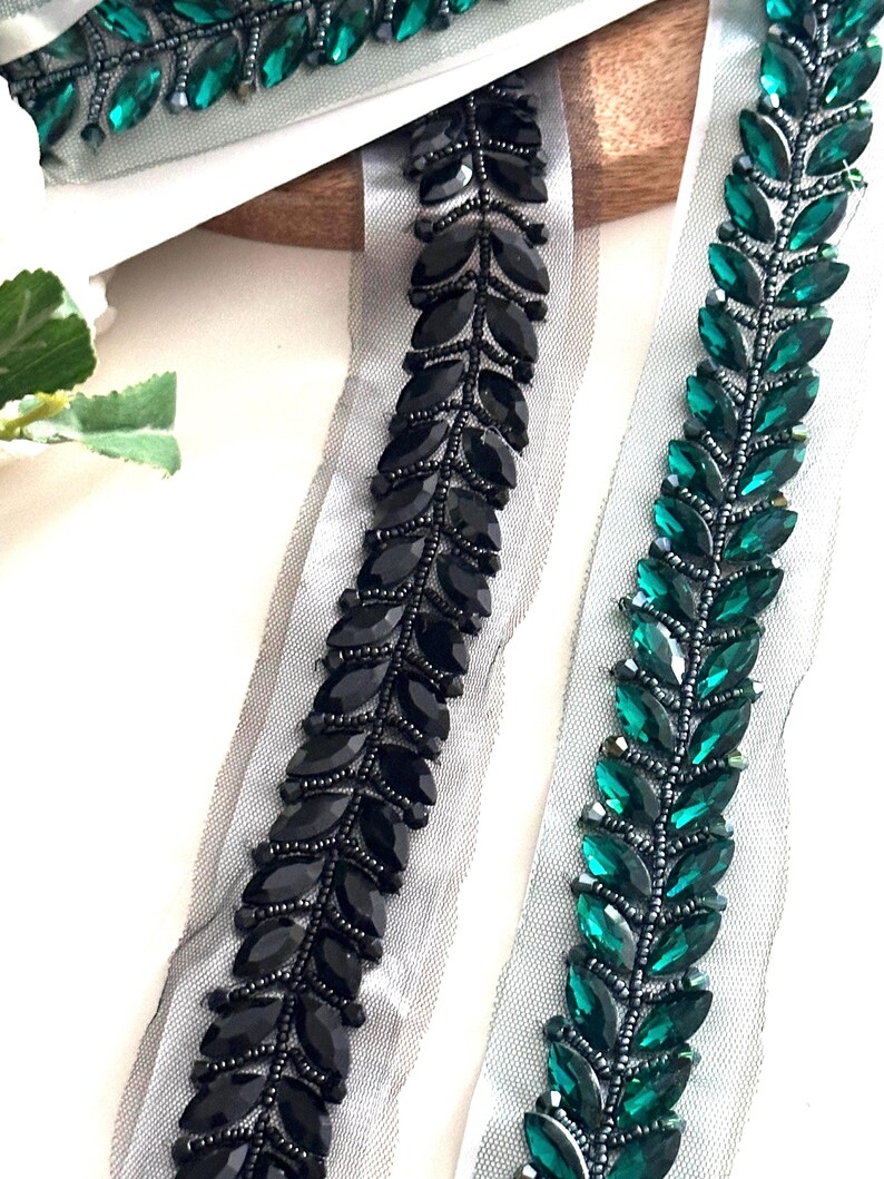 Elegant rhinestone bridal trim for luxurious wedding designs