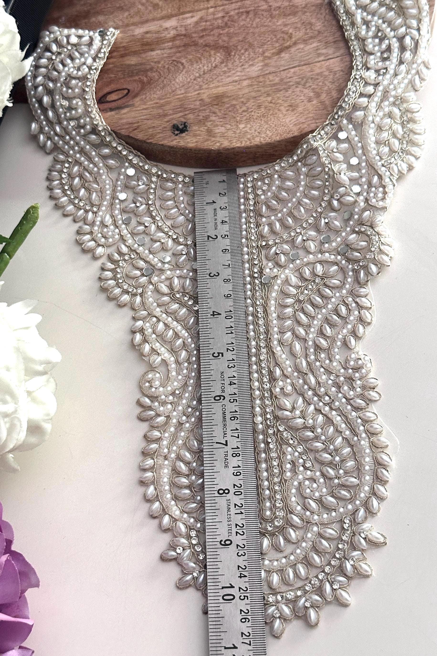 ANDRÉSD key neck embroidery dress my closet / key neck embroidery dress Lgy