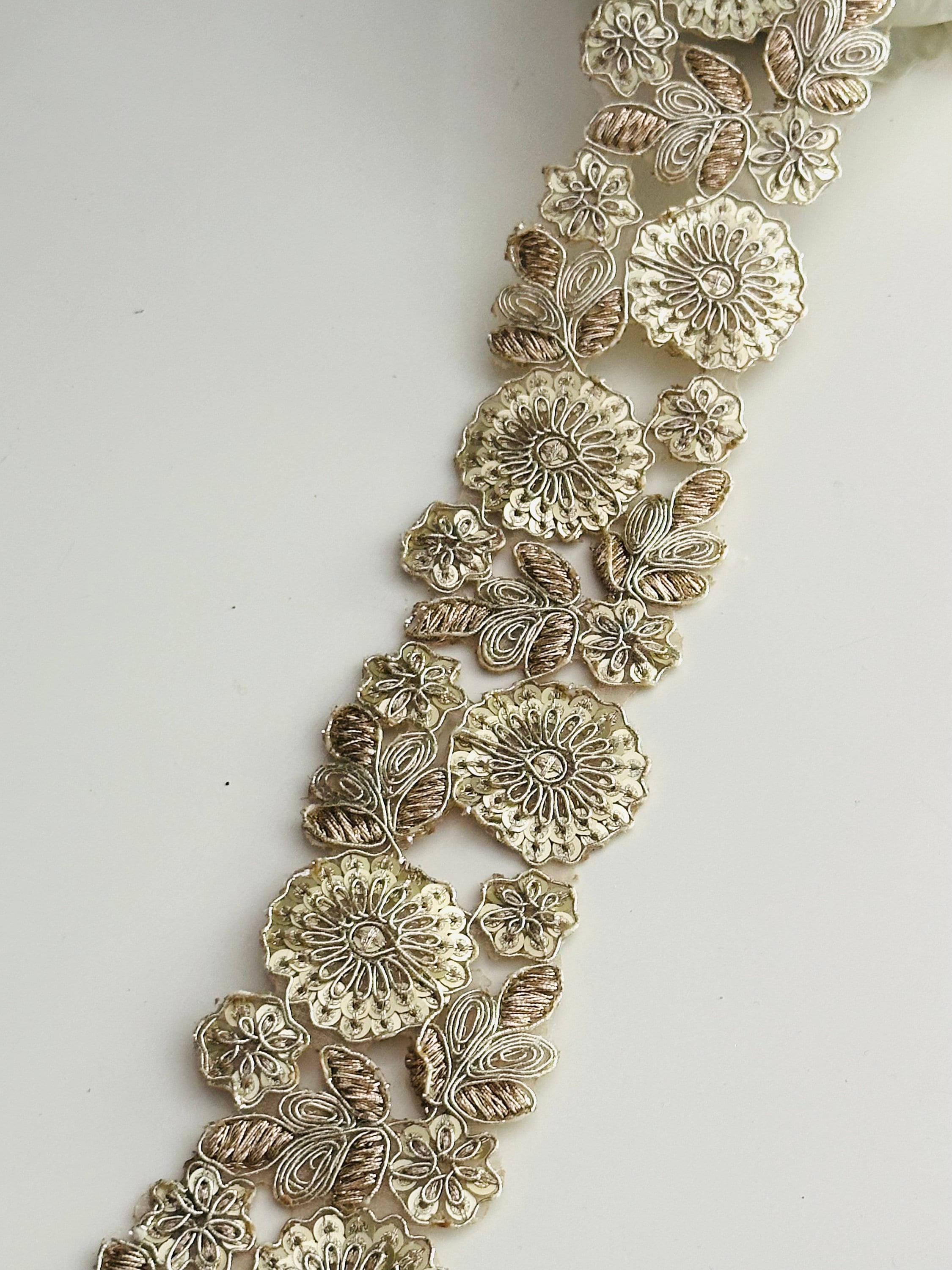 Zari Appliqué Floral Cutwork Light Gold Indian Embroidered Sequence Ribbon 5cm for Sari Dupatta Wedding Outfit Sash Sew On Trim by yard