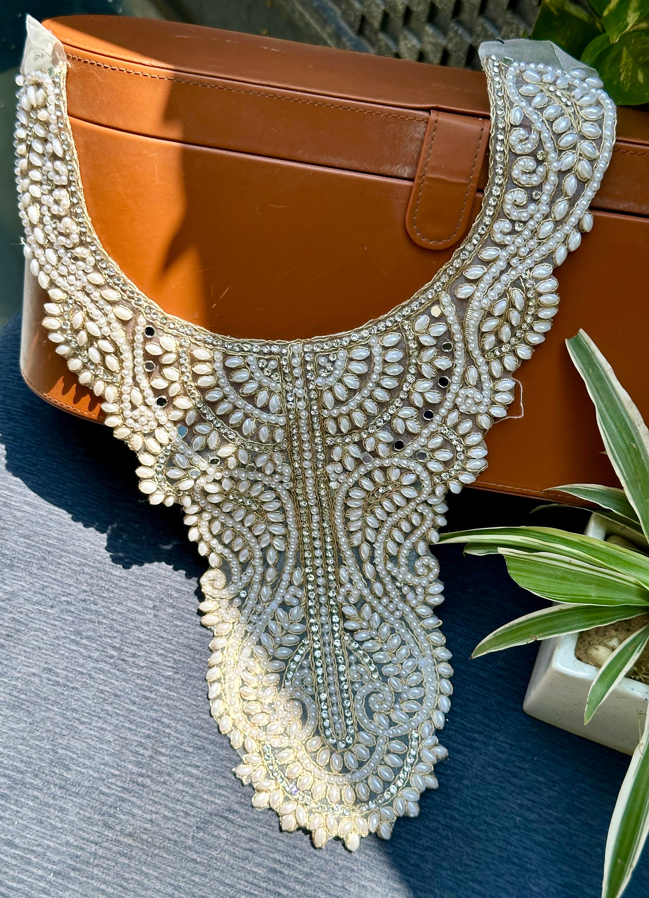 Pearl Neckline Patch Zircon Embroidery Applique Sew on