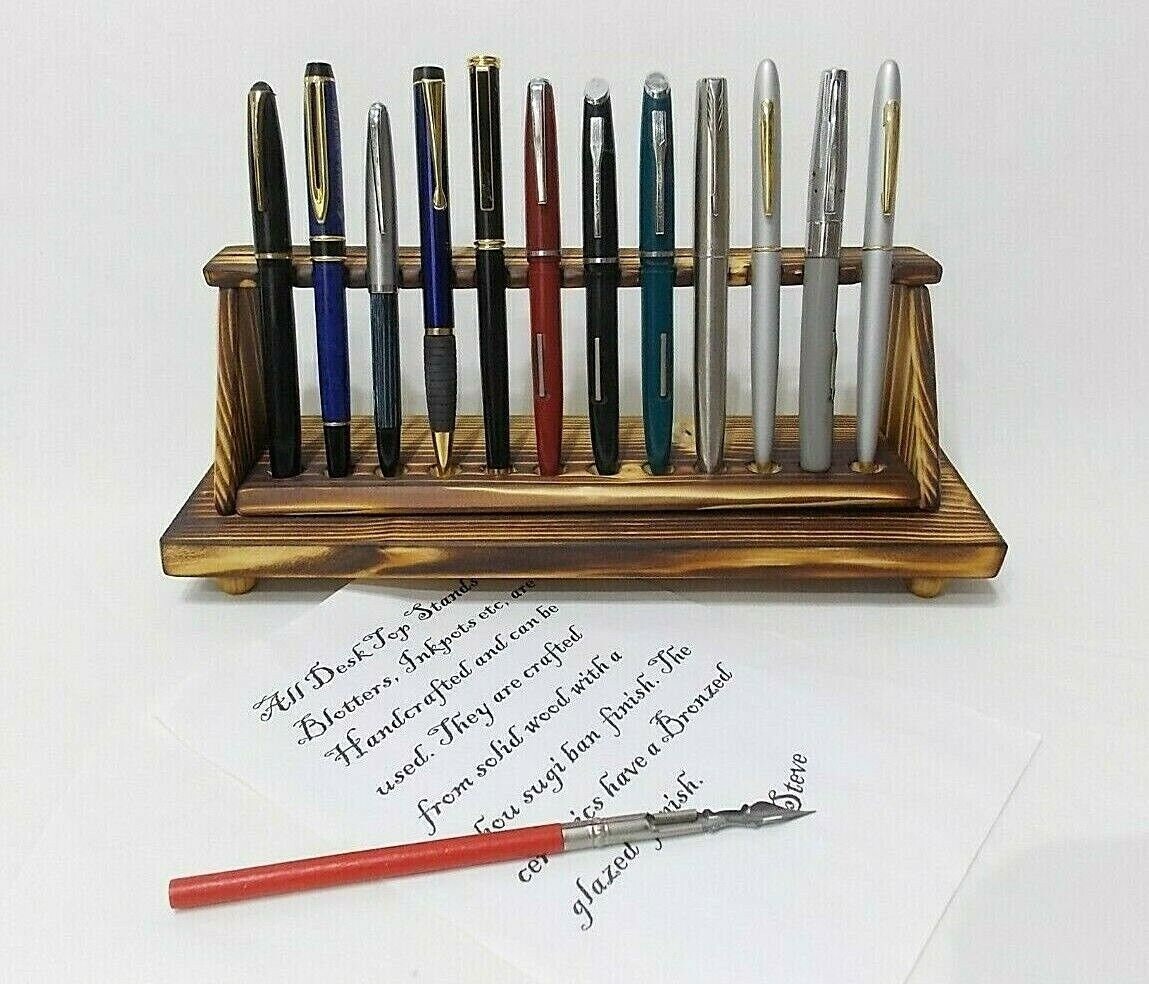 Supporto per penna da scrivania, espositore per penna stilografica, supporto in legno per contenere 12 penne in posizione verticale. - Italia