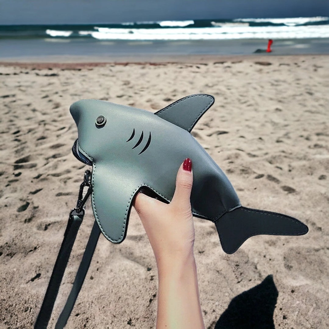 Circling Shark Pattern Print Crossbody Bags