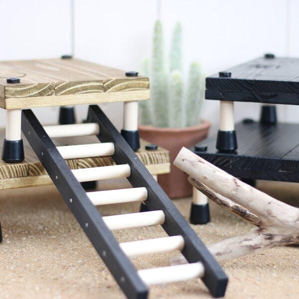 Wooden Reptile Basking Platform – Vivarium Decor & Accessories for Lizards, Snakes, Hamsters, and Gerbils. Available in Two Variations!