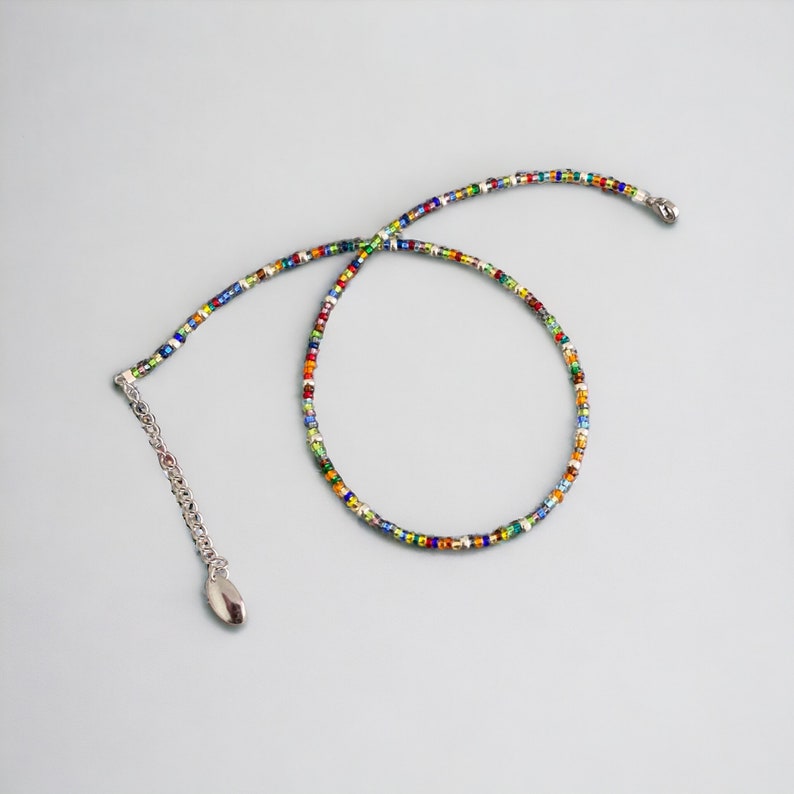 Collier en perles de rocailles multicolore et argent miyuki, ras de cou fantaisie pour femme image 6