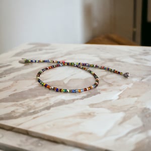 Collier en perles de rocailles multicolore et argent miyuki, ras de cou fantaisie pour femme image 3