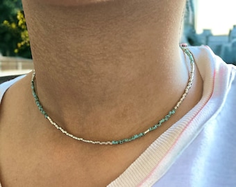 Collier Miyuki ras de cou turquoise et argent , collier de perles minimaliste pour femme