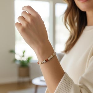 Bracelet Élégant en Perles Miyuki Tila & Plaqué Or 24K – Fermoir T en Acier Inoxydable