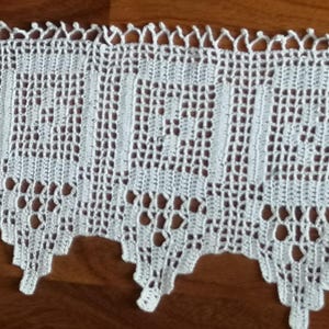 Crochet lace curtain, blind, valance. Dimensions 77/26 cm/30.31 inch/20.23 inch/White.