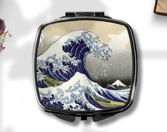 The Great Wave off Kanagawa - Vintage Art Compact Mirror - Japanese Accessory - Famous Art Gift Idea for Her