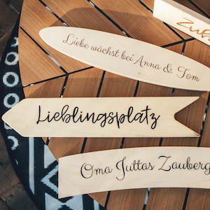 Personalisierter Wegweiser, Gartenschild, Holzschild, Hochzeit Dekoration, Wanddeko, Geschenk Einzug, Namensschild, rustikal & handgemacht, Bild 6
