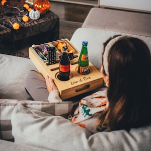 Personalisierte Couchbar | Snackbar | Snackbox | Couchbutler | Sofa-Bar | Geschenke | Weihnachten | Geburtstag | Personalisiertes Geschenk