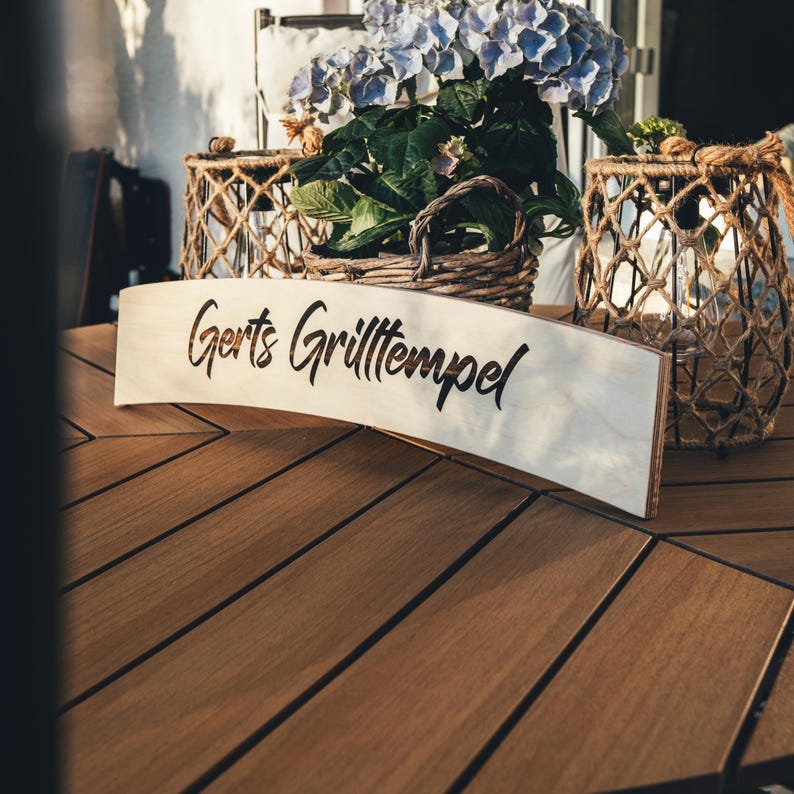 Personalisierter Wegweiser, Gartenschild, Holzschild, Hochzeit Dekoration, Wanddeko, Geschenk Einzug, Namensschild, rustikal & handgemacht, Bild 5