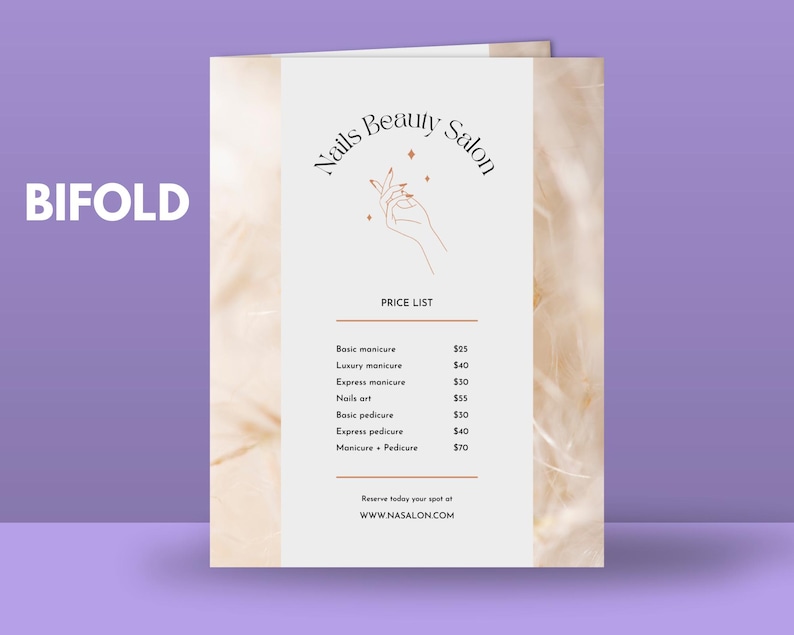 Pu&ograve; includere: Un opuscolo bianco e dorato a pieghe con un'illustrazione disegnata a mano di una mano con manicure e stelle. L'opuscolo &egrave; intitolato "Nails Beauty Salon" e include un listino prezzi per vari servizi di manicure e pedicure. Il testo "Reserve today your spot at WWW.NASALON.COM" &egrave; in fondo all'opuscolo.