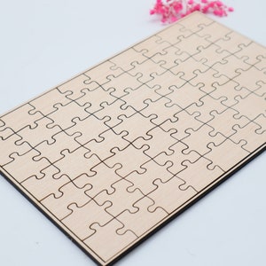 Holzpuzzle 63 Teile, unbehandeltes blanko Puzzle zum selbst bemalen, rohe Puzzle Teile, kreativ gestalten, pädagogisch wertvoll, ab 3+ Plus