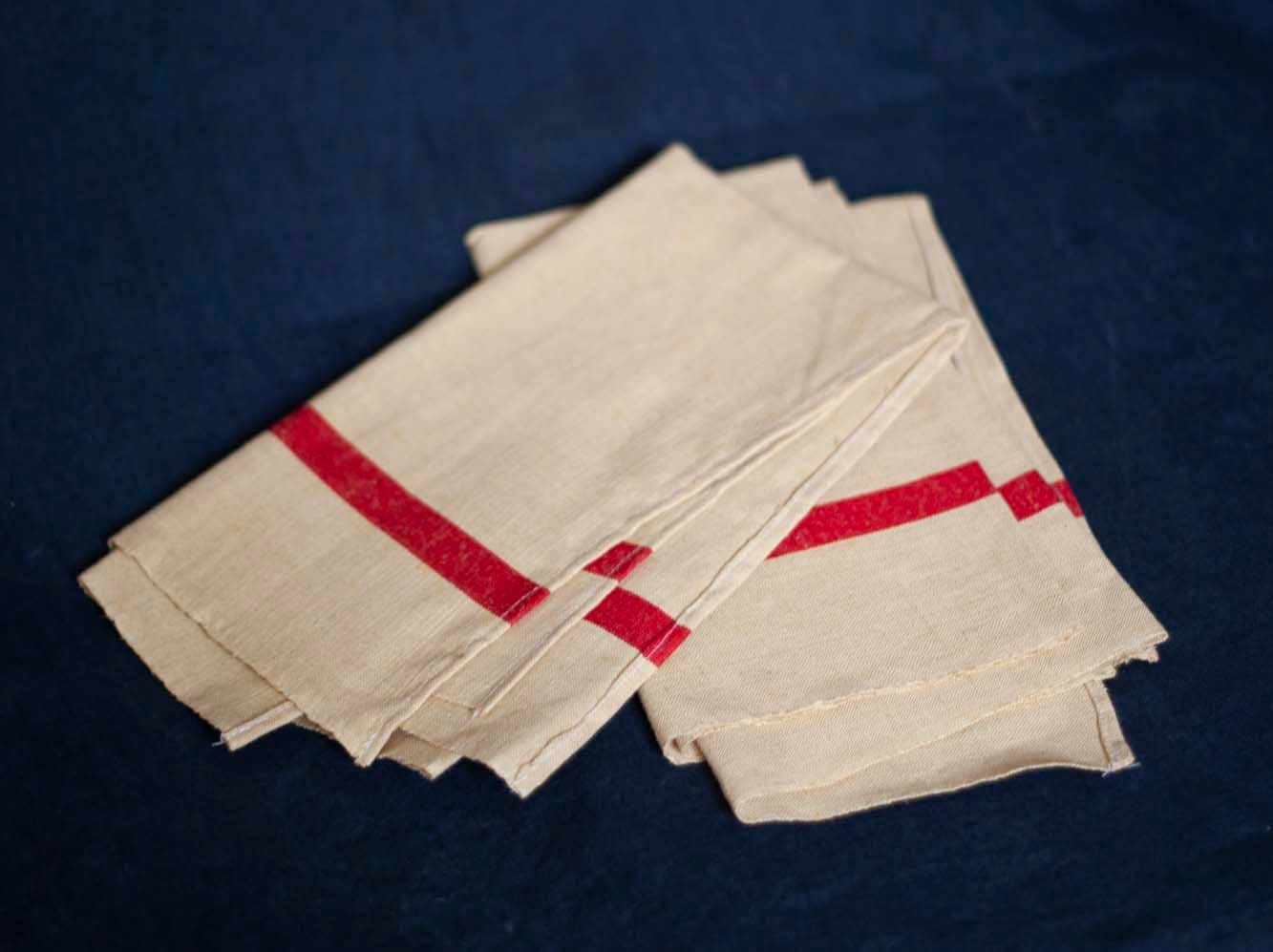 Set De Nappe Et 6 Serviettes De Table Linge De Coton Basque Ancien France 1950