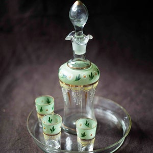 Juego de licor vintage francés de vidrio esmaltado a mano