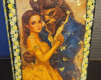 "Handgemachtes ""Beauty and the Beast"" Junk Journal, Fairytale Interaktiver Erinnerungshalter."