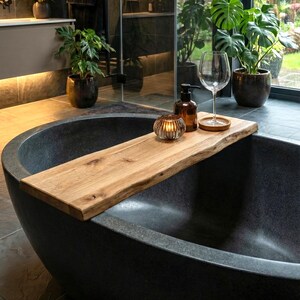 Bathtub tray made of wild oak – Handcrafted, size selectable | Bathtub board for books, tablet, wine | Wellness gift idea image 7
