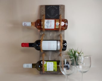 Casier à vin rustique avec panneau ardoise carré, thème "bar à vin/cave", personnalisable