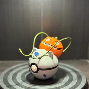 Halloween Bulbasaur Pokéball: 3D Printed PLA Collectible