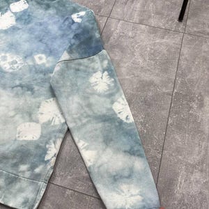 Acne Studios Felke Bleach PSS18 Tie-Dye Crew Neck Blue Sweatshirt size L image 15