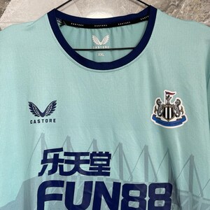 Castore Newcastle 2022 2023 Maillot d'entraînement d'avant-match 2023 Maillot de foot XXL image 6