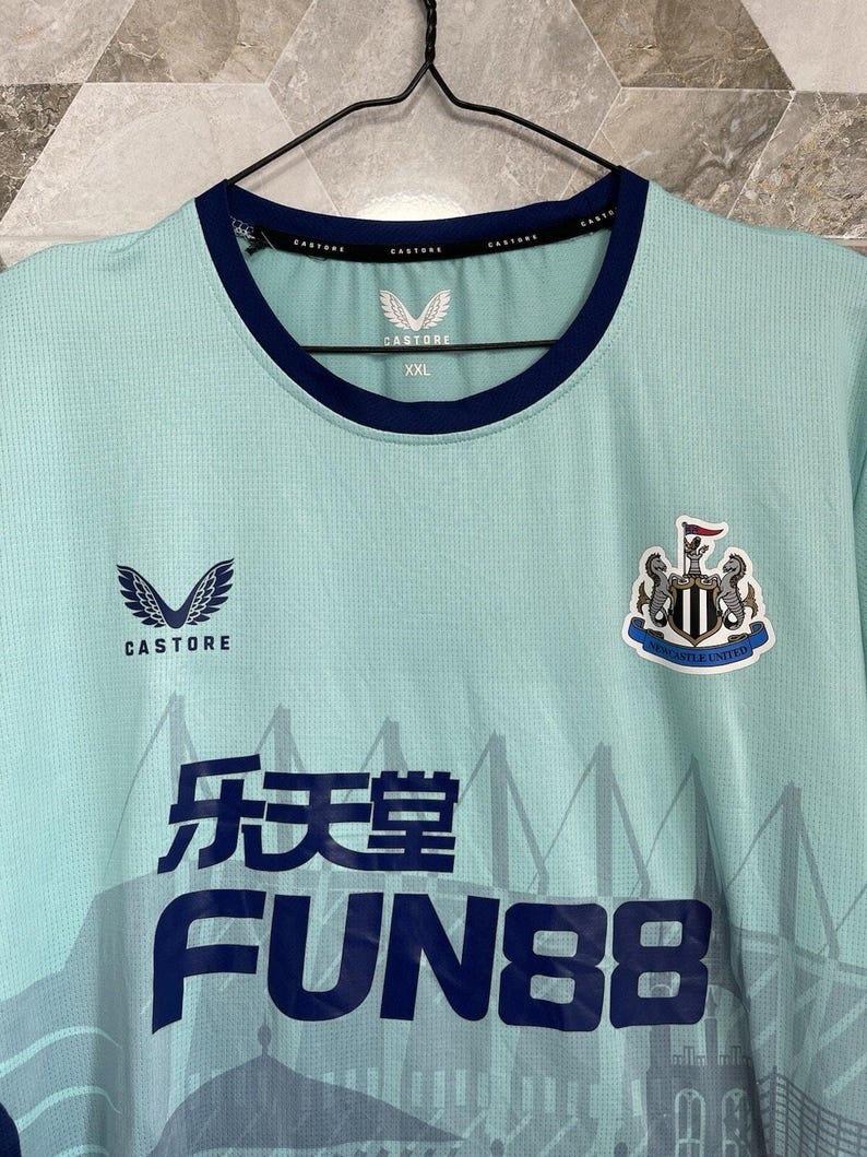 Castore Newcastle 2022 2023 Maillot d'entraînement d'avant-match 2023 Maillot de foot XXL image 6