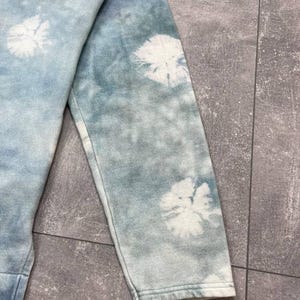 Acne Studios Felke Bleach PSS18 Tie-Dye Crew Neck Blue Sweatshirt size L image 7