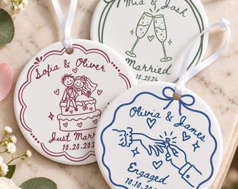 First Christmas Married Bauble, Personalised Mr and Mrs Ornament, Engaged Christmas Gift, Wedding Gift for Couple, Double Sided Photo