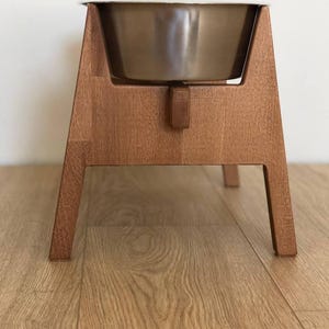 HappyBowl Supporto rialzato per ciotola per cani in legno di faggio per cani di grossa taglia con 2 ciotole in acciaio inossidabile in un set. Stabilità extra immagine 2