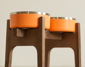 HIGH - 13.4in/34cm Perfect for large and medium-sized dogs. Beech Wooden Elevated Dog Bowl Stand for Large Dogs with 2 Stainless Steel Bowls