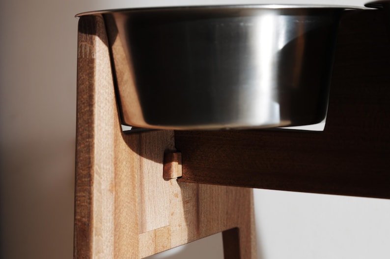 HappyBowl Handmade Beech Wooden Elevated Dog Bowl Stand for Large Dogs with 2 Stainless Steel Bowls in Set Hohen Hundenapfständer aus Holz image 19
