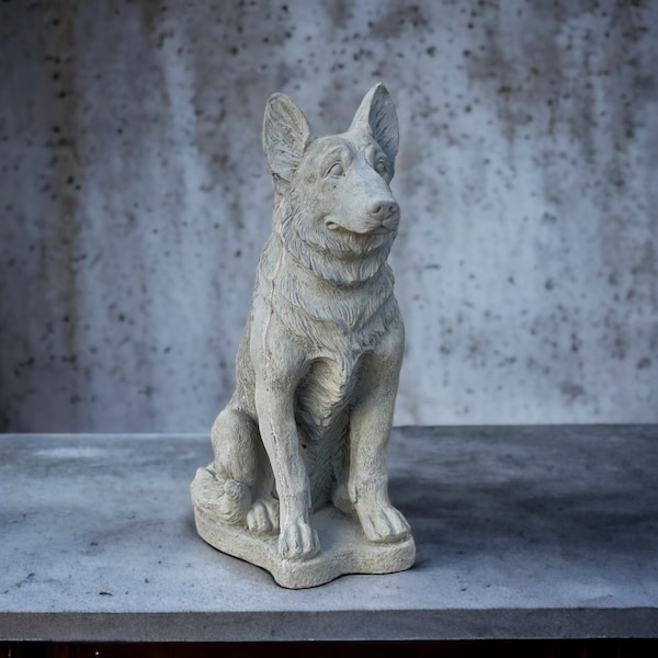 Massive sitting German shepherd statue Concrete German shepherd dog memorial Outdoor pet grave marker